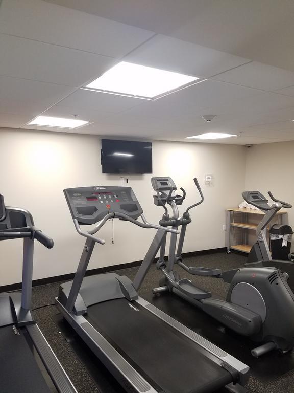 Hotel Ramada By Wyndham Minneapolis 3*